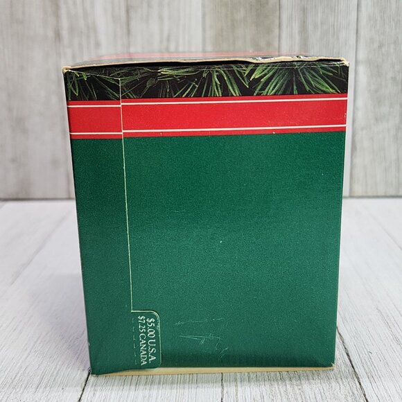 VTG Hallmark Keepsake Ornament Norman Rockwell The Saturday Evening Post - Picture 9 of 9